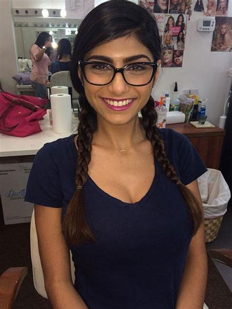 mia xxx photo|Mia Khalifa Pics 2024: Nude Porn Star Selfies & XXX Photos